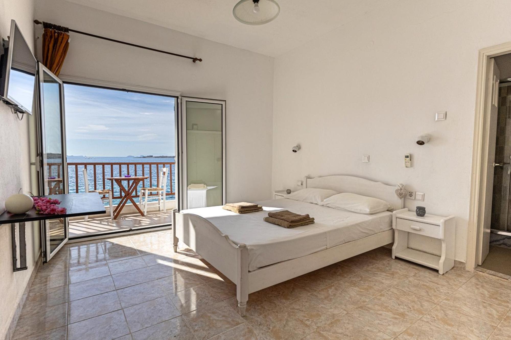 Petalides Apartments Парос Экстерьер фото